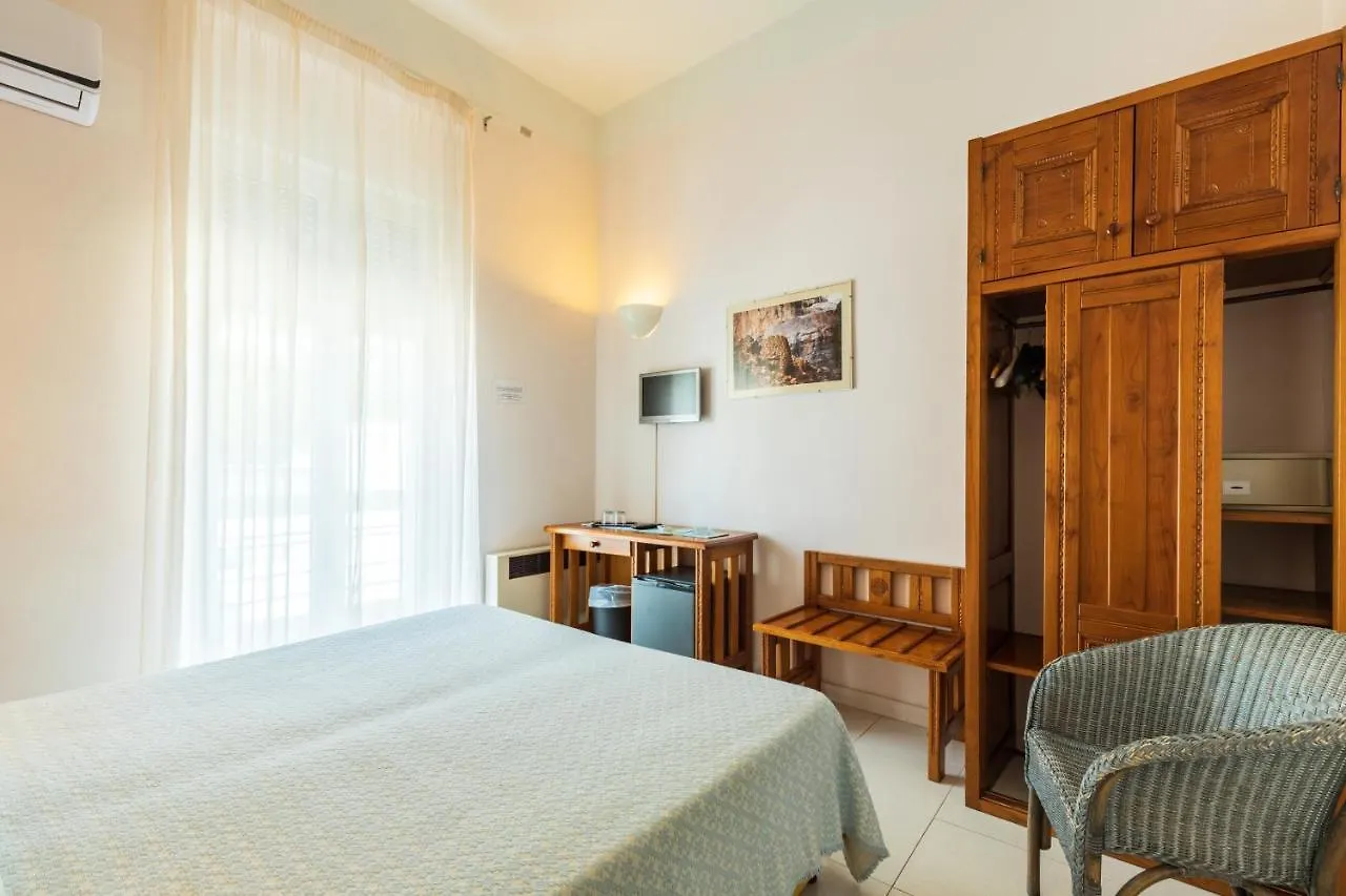 *** Hotel Albergo Miramare Cala Gonone Italia